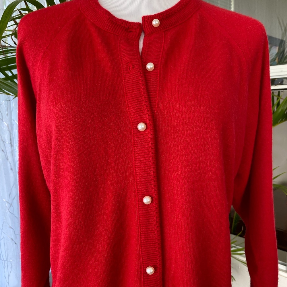 Designers Origi Nal Women’s Red Cardigan Pearly White Buttons Large Petite Lp View 3